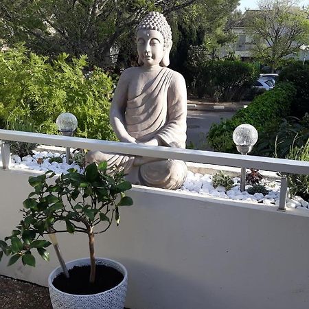 2 Pieces Avec Grande Terrasse La Ciotat Exterior foto