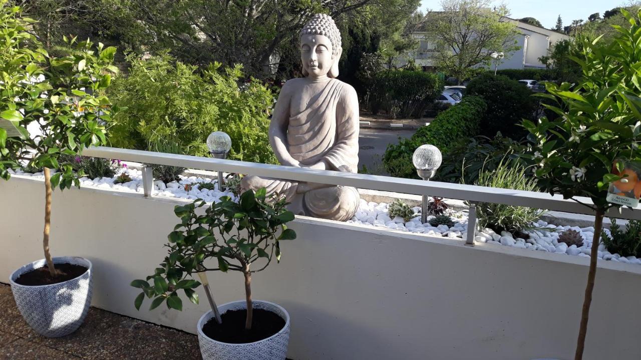 2 Pieces Avec Grande Terrasse La Ciotat Exterior foto